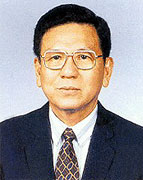 1. 第一任总会长 - 拿督王富金局绅(1994 - 1997)
