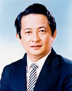 3. 第三任总会长 - 拿督王启真局绅 (2002 - 2005)